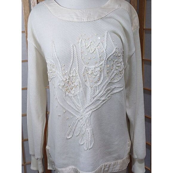VTG Stephanie Med Floral Embroidered Top - Picture 1 of 16
